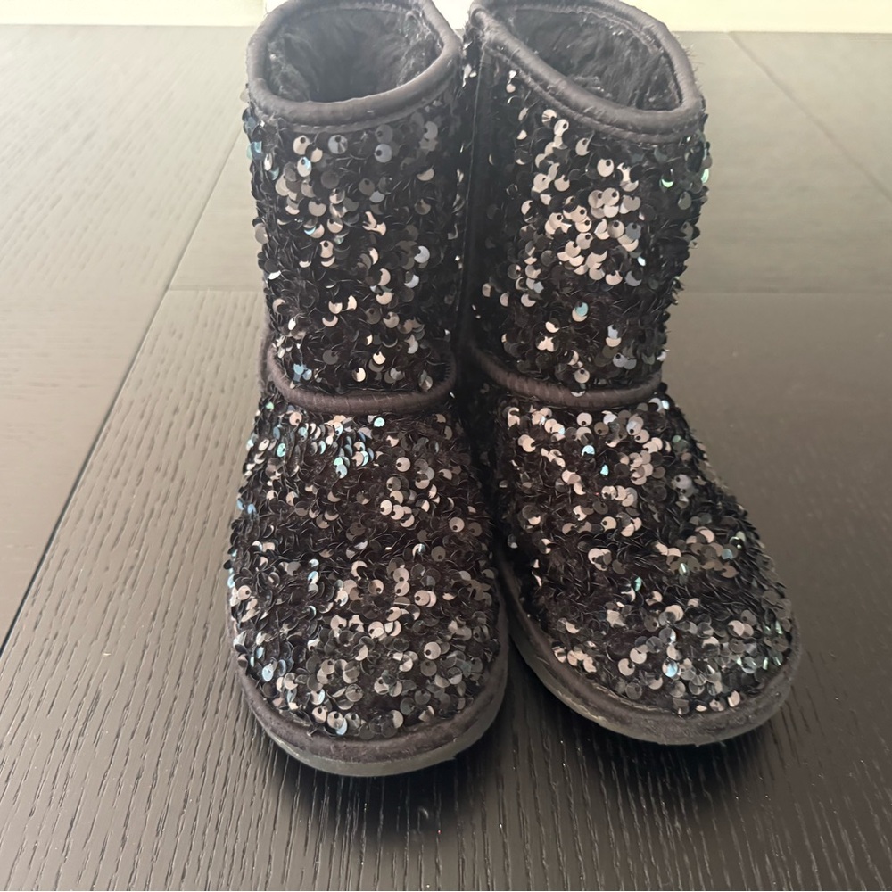 UGG Kids Boots with Black Sequins